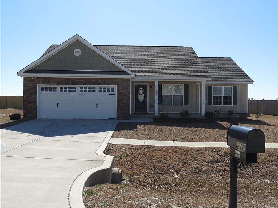 1st image of 216 Riverstone Ct