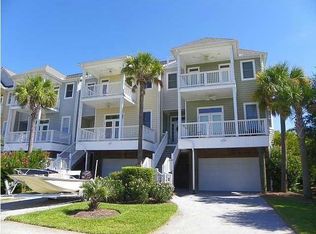 2240 Folly Rd, Charleston, SC 29412