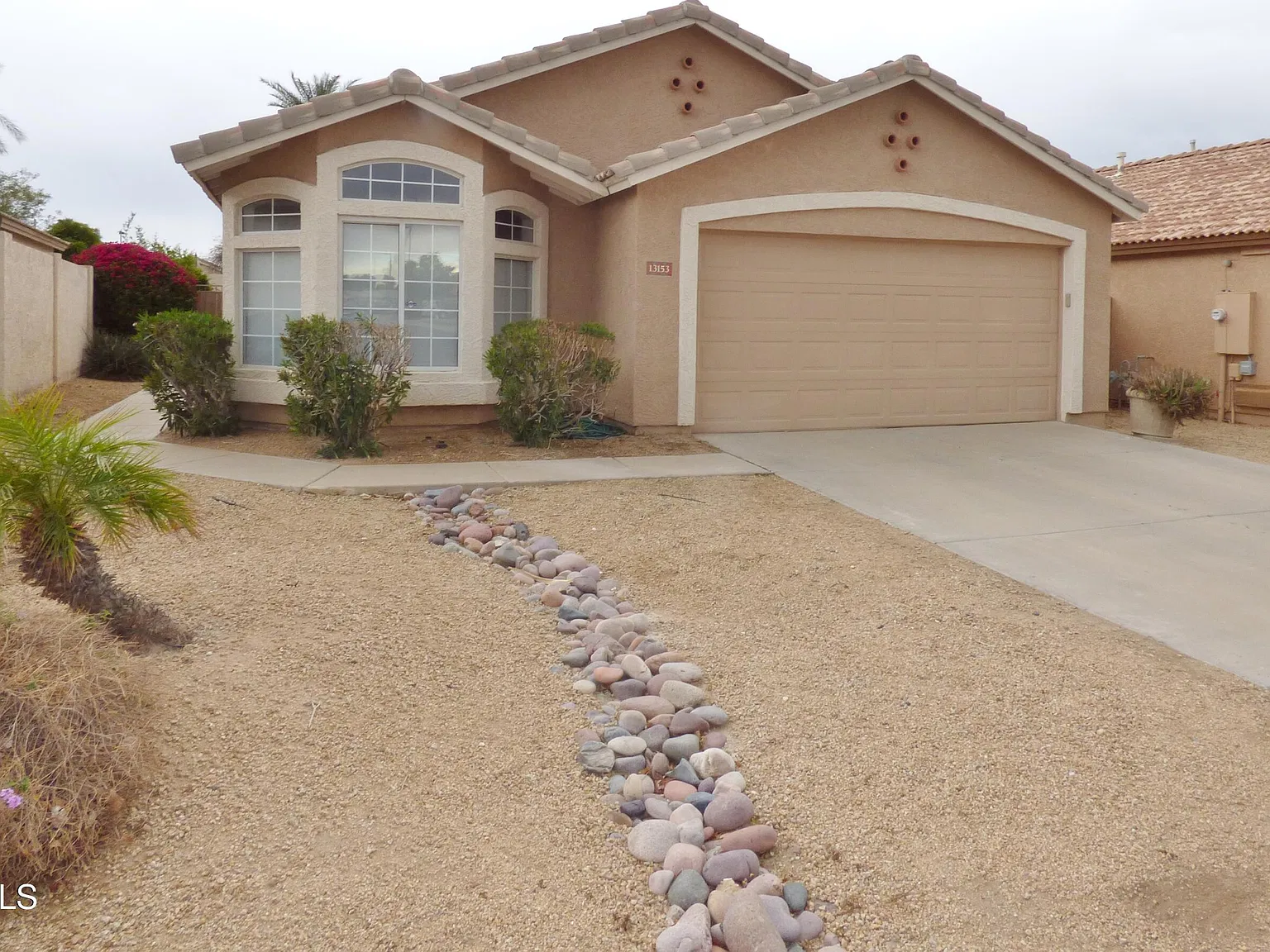 3 bed, 2.0 bath, 1686 sqft, $1,795 — Photo 1