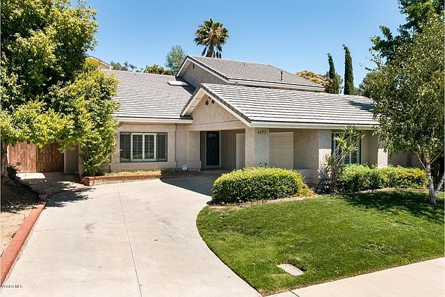 4272_N_Cedarpine_Ln-001-031-Front_Exteri