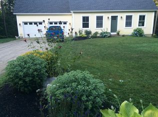 12 Thurston Ln, Cumberland, ME 04021