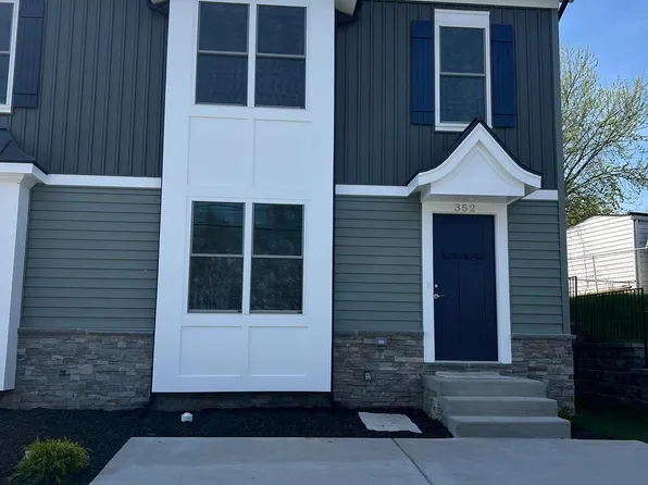 352 W 11th St, Front Royal, VA 22630