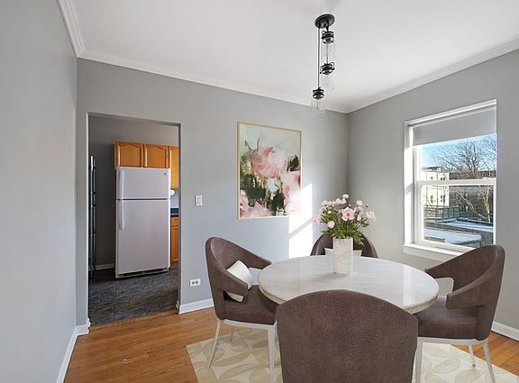 4th image of 1417 W Catalpa Ave APT 2E