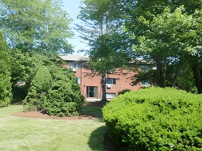 24 Faxon St APT 3, Stoughton, MA, 02072