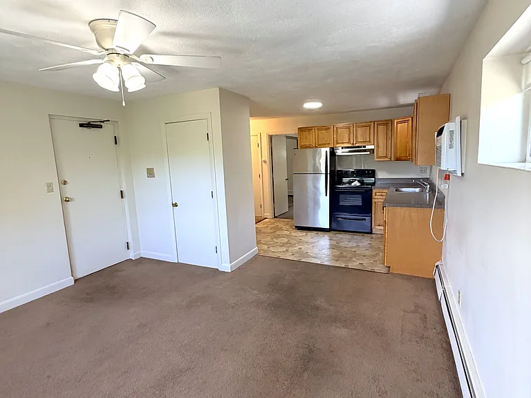 20 Craig Ave #6 — Photo 2