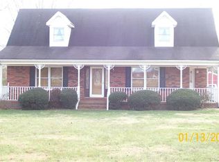 2486 Red Boiling Springs Rd, Lafayette, TN 37083