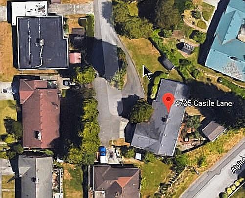 2nd image of 4725 Castle Ln