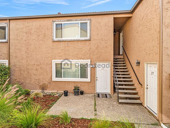 4th image of 95 Pennsylvania Dr APT 30