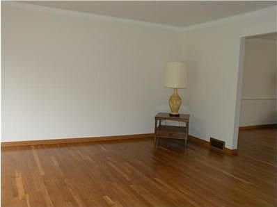 4th image of 4070 Ruxton Ln