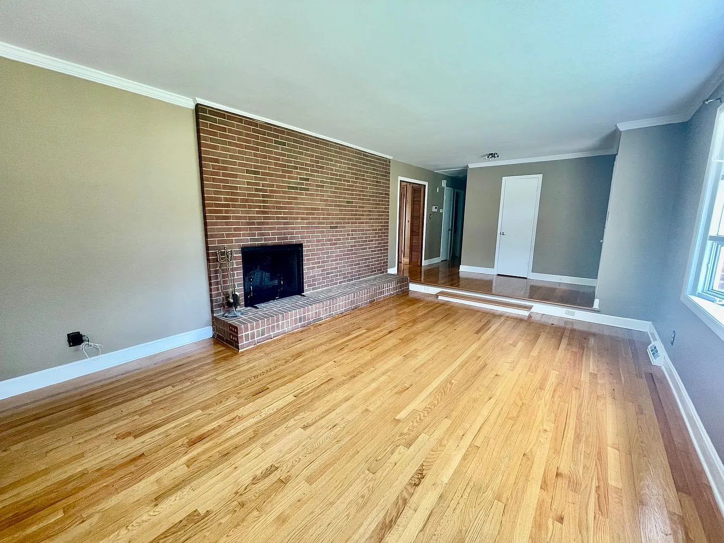 This charming 3-bedroom, 1 1/2 -bath home in Dalebrook (Charlotte, NC) — Photo 3