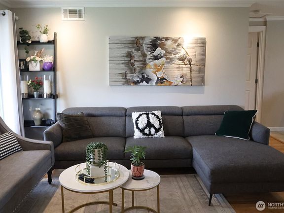 2nd image of 16864 122nd Avenue SE