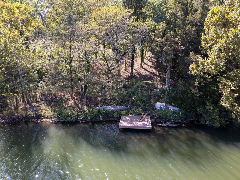 1st image of 26 S Lake Dr E