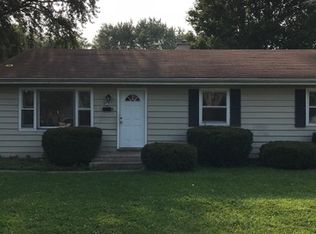 610 N Westlawn Ave, Aurora, IL 60506