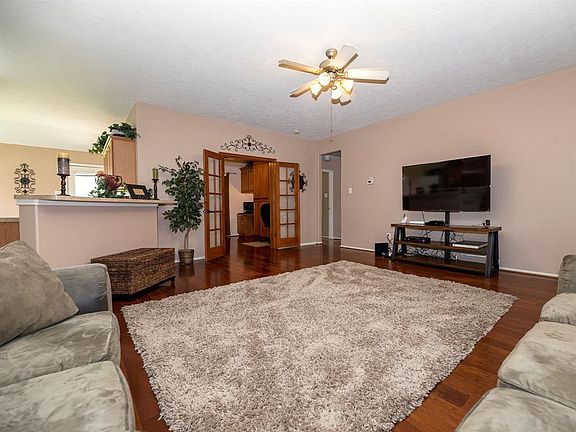 4th image of 14215 Willow Mountain Ln