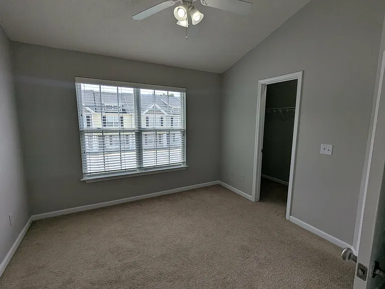 2961 S Rutherford Blvd #C7 — Photo 9