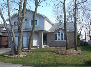 1307 Riegel Farm Rd, University Park, IL 60484