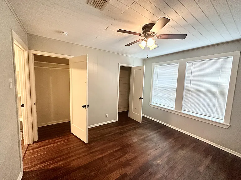 1008 Peak St — Photo 12