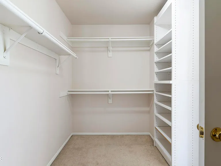 1549 Spyglass Dr — Photo 23