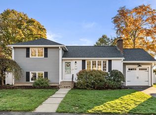 14 Hazel Ln, Needham Heights, MA 02494