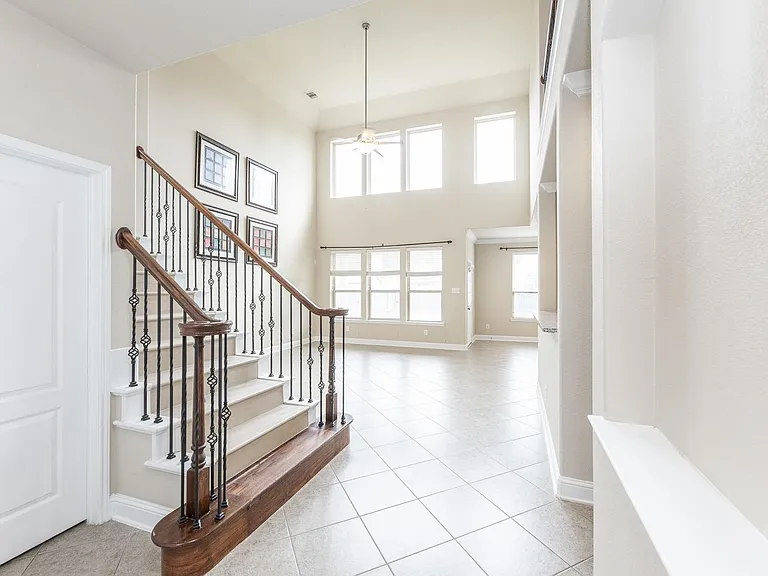 6123 Northcrest Village Way — Photo 11