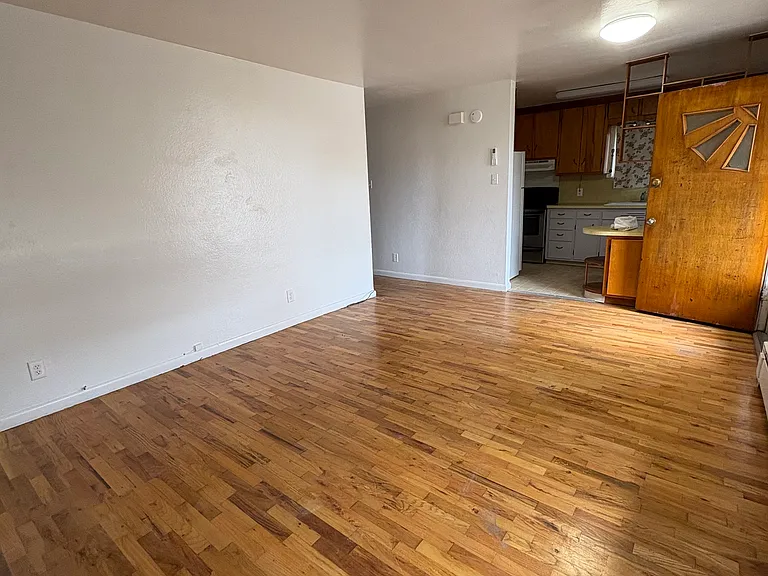1745 White Ave #1 — Photo 3