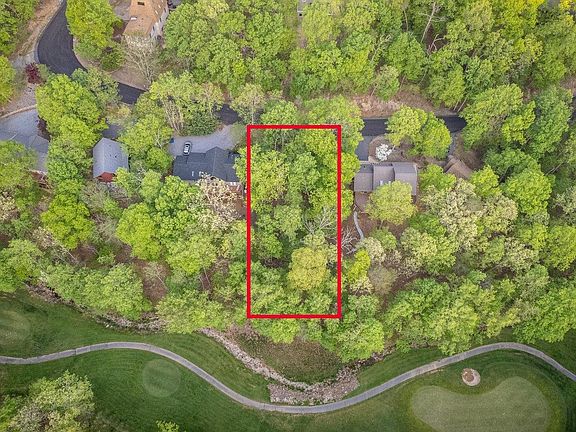 4th image of 211 Hogan Ct