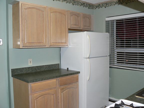 2nd image of 1523 Central Park Ave APT 6F