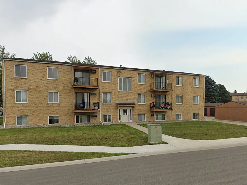 1120 Loy Ave