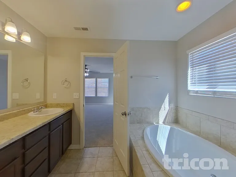 8965 Vanderwood Rd — Photo 7