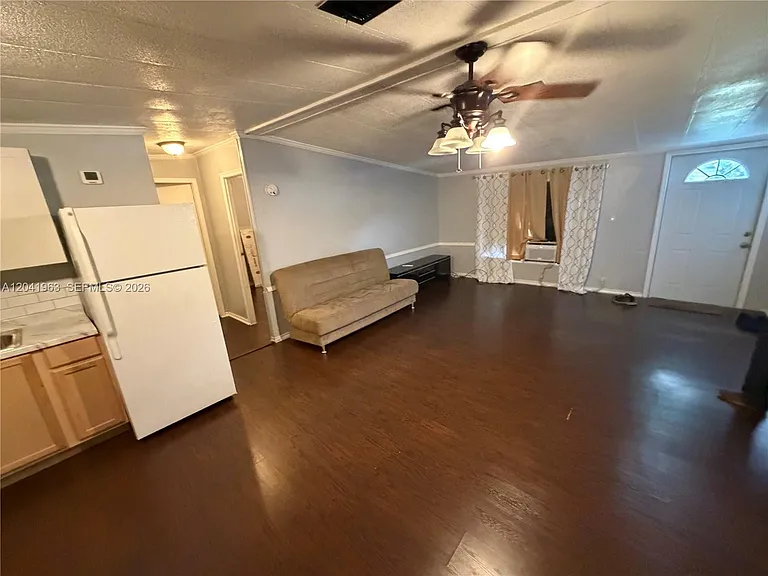 20606 NW 55th Ct #B — Photo 5