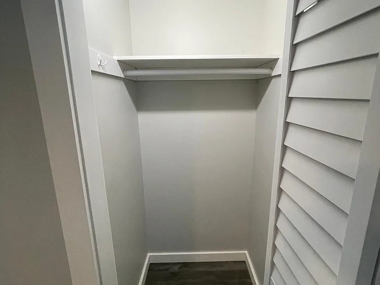 108 Clinton St #2 — Photo 36