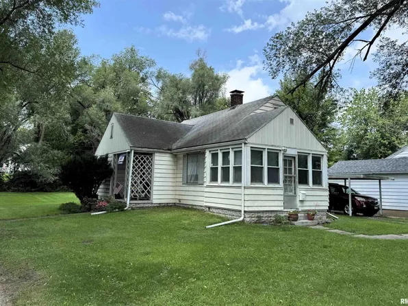 128 E Dearborn St, Havana, IL 62644