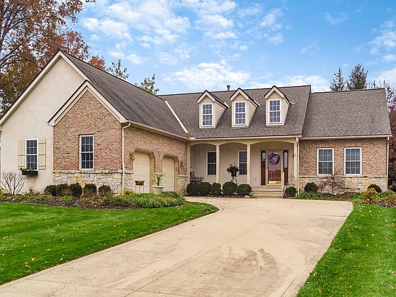 2nd image of 6806 Whitetail Ln