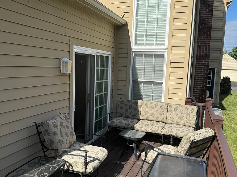 170 Victoria Ln — Photo 32