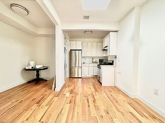 2nd image of 767 Washington Ave #3