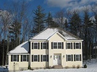 6 Clarke Farm Rd, Windham, NH 03087