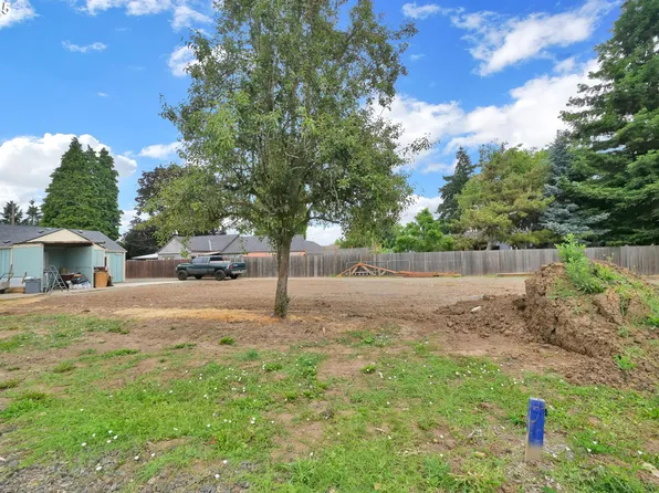 Sprig Ln Lot 2, Eugene, OR 97401
