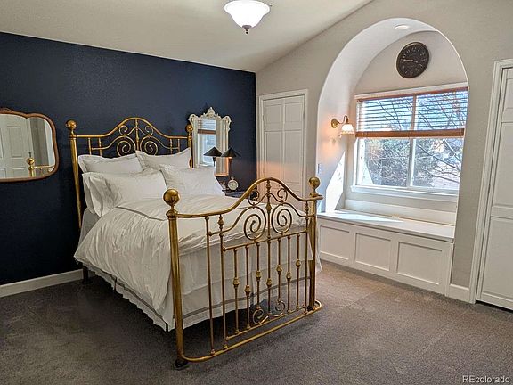 2nd image of 6078 Ulysses Avenue