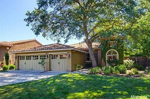 1st image of 919 Sierra Park Ln