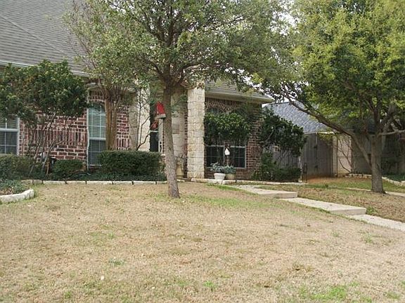2nd image of 3204 Hunter Cove Dr