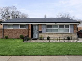 1424 Burnham Ave, Calumet City, IL 60409
