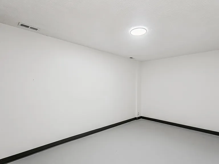 4319 S Elizabeth Ave #4 — Photo 18