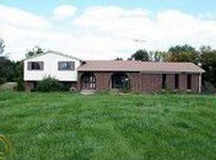 8897 Marr Rd, Almont, MI 48003