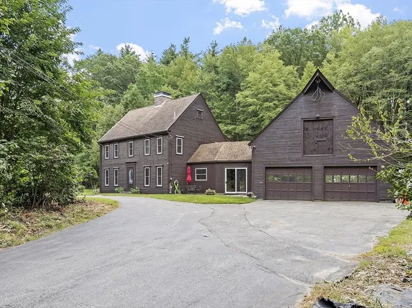 665 Pierce St, Leominster, MA 01453