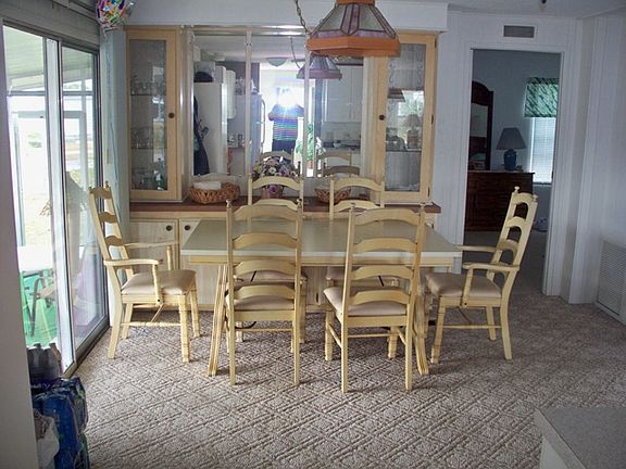 2nd image of 214 Blackburn Blvd