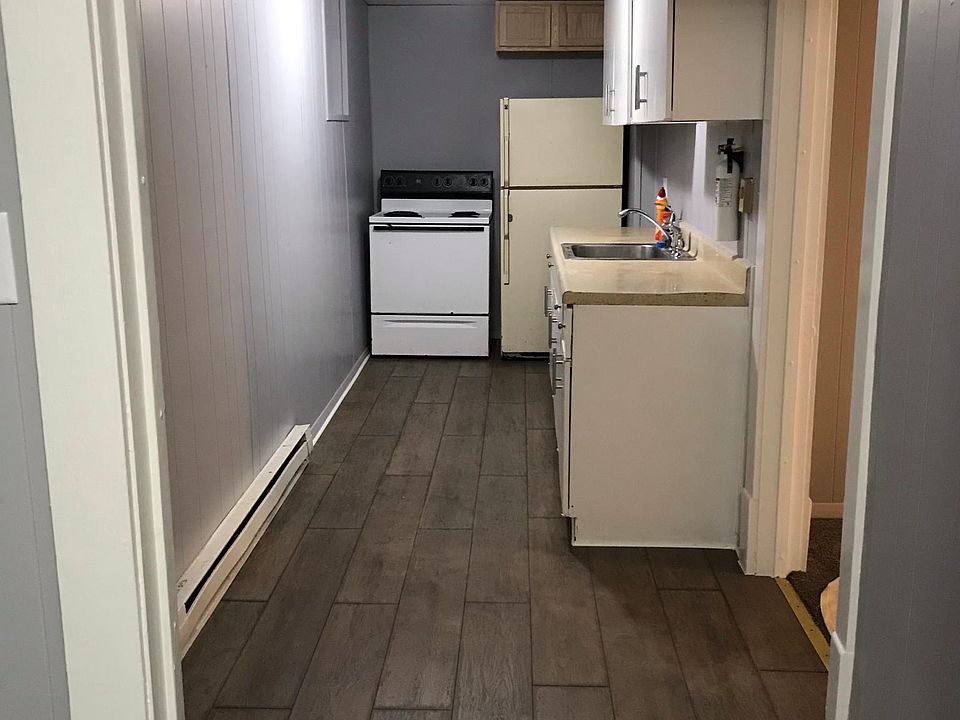 2nd image of 424 E Bluff St APT 1