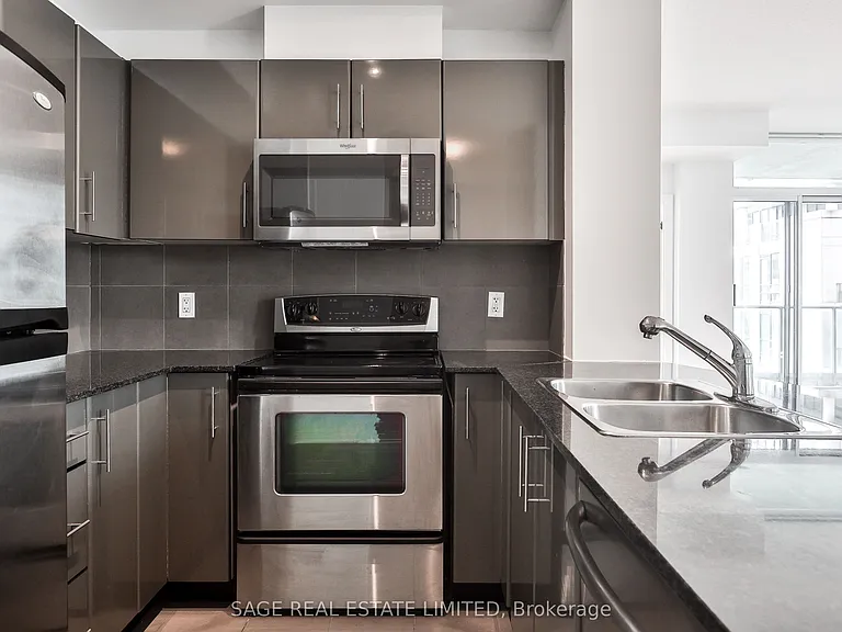 16 Yonge St #2711 — Photo 14