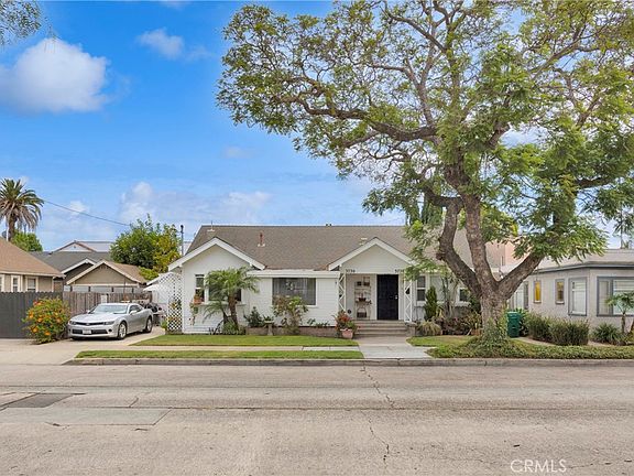 5th image of 3728 E Colorado St