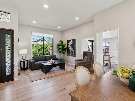 5th image of 2554 Holly View Ct