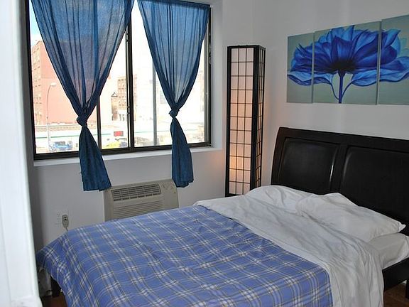 3rd image of 626 10th Ave APT 2C